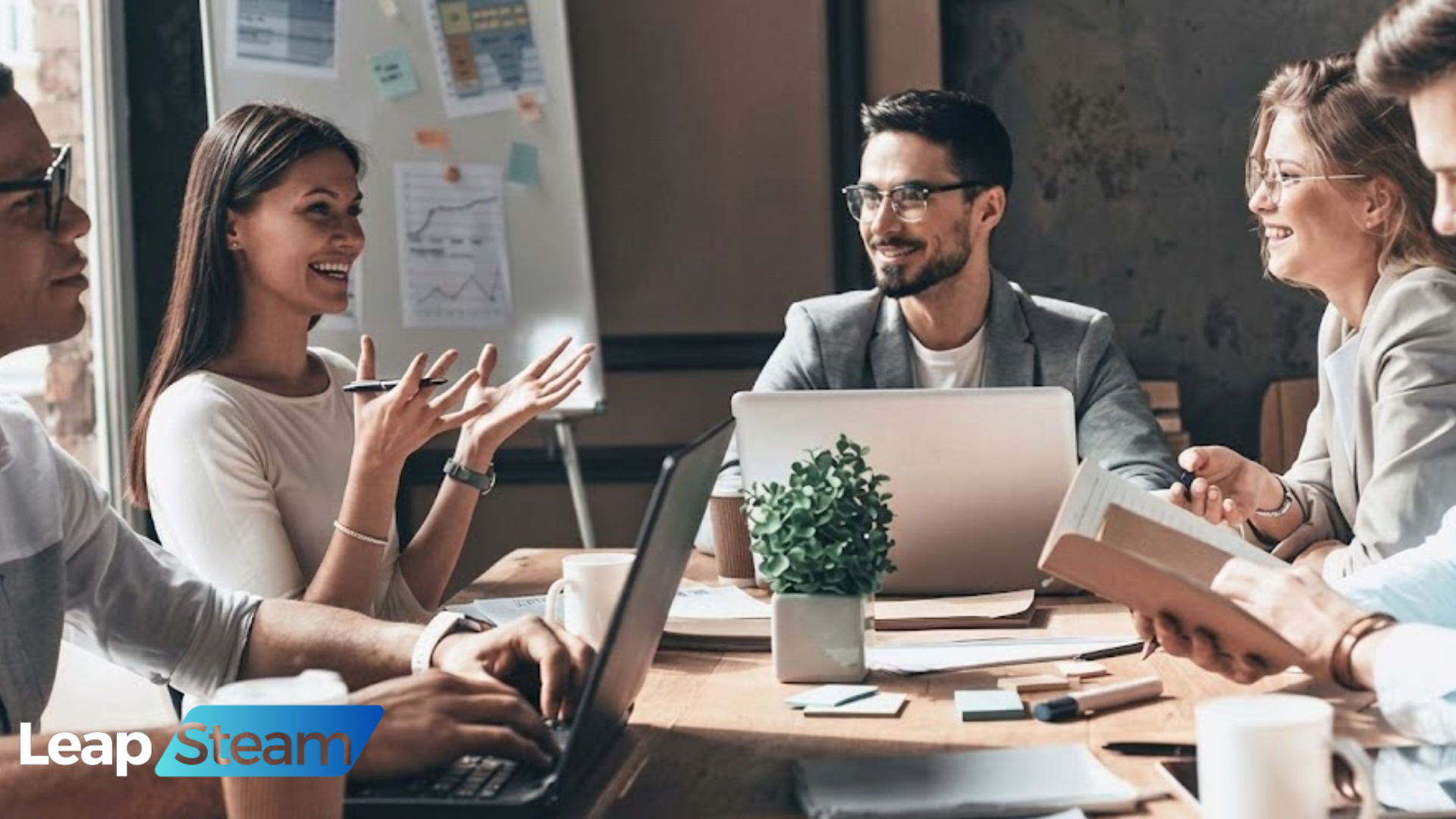 Internal vs Outsourced Data Entry: A Detailed Analysis