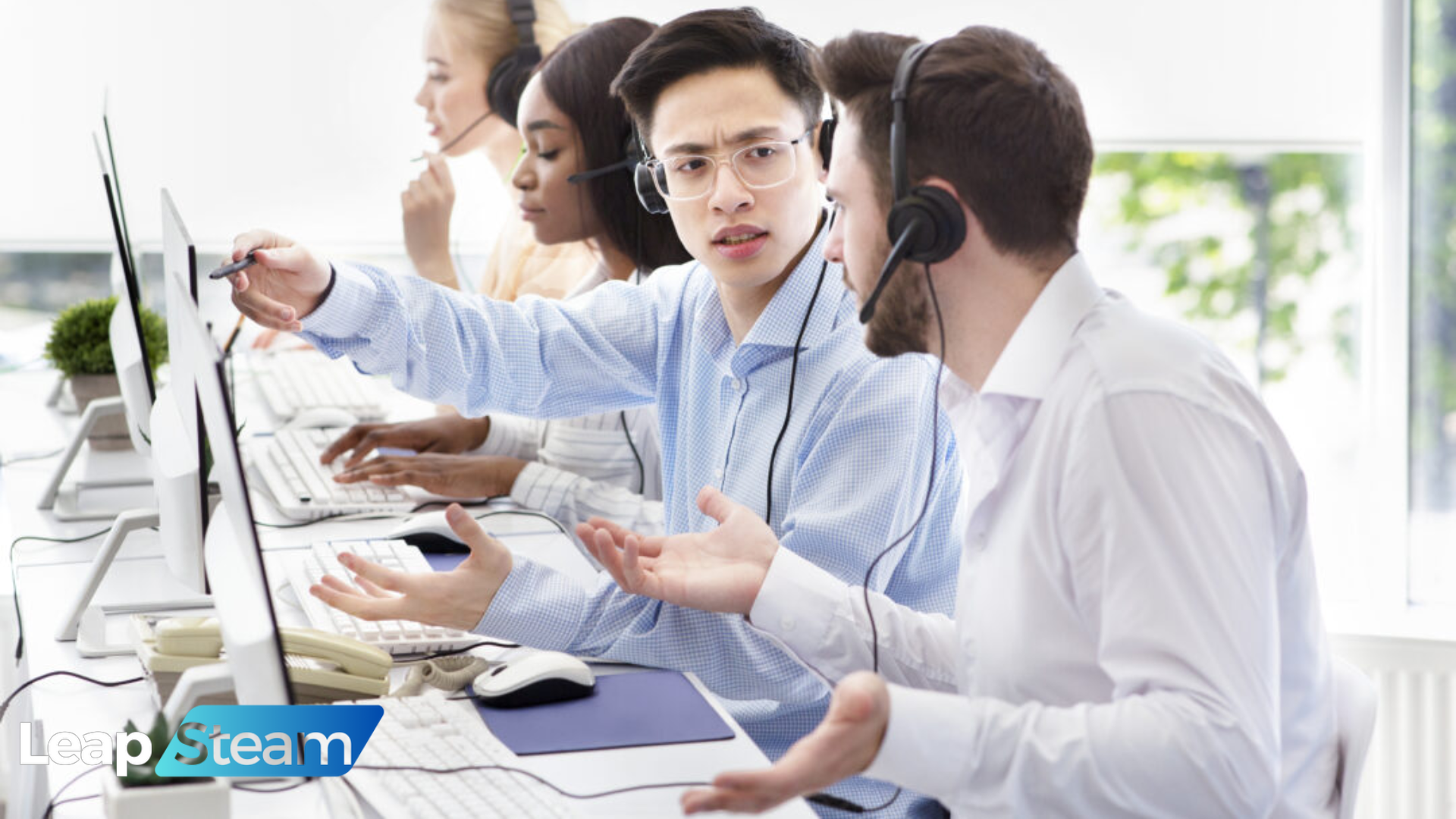 The Strategic Blueprint of How to Outsource Customer Support